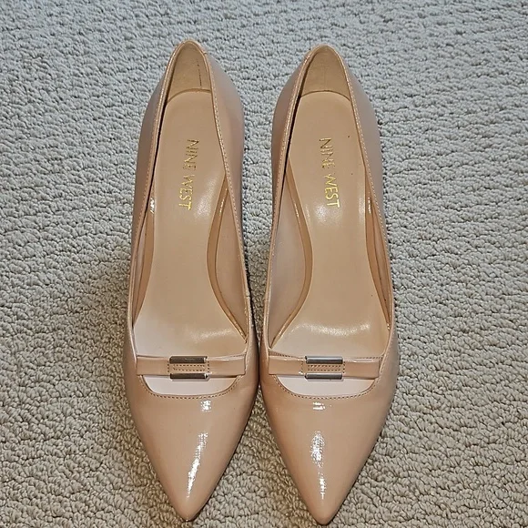 Nine West Nude Patent Pointed-Toe Pumps - Picture 5 of 10